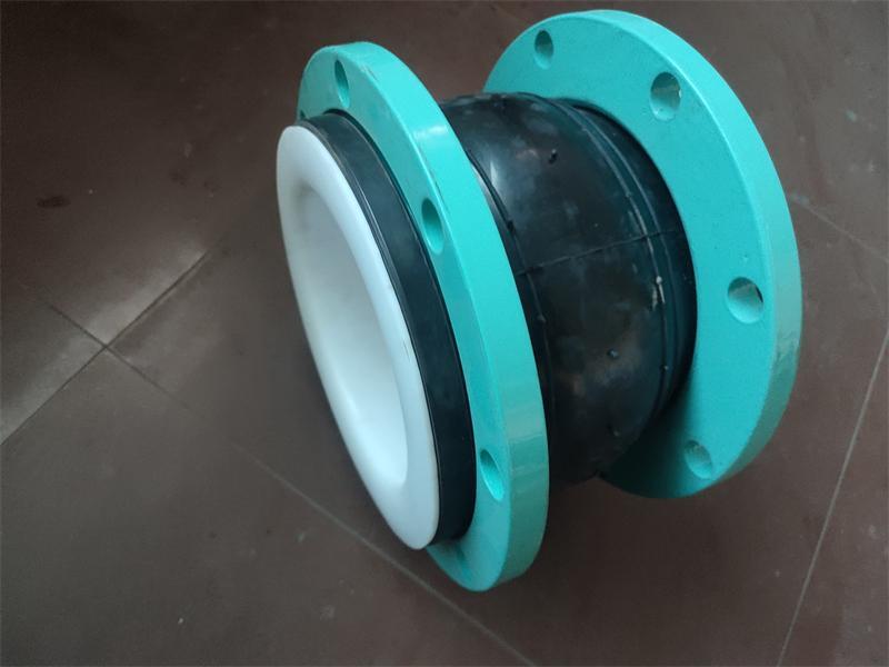 襯四氟橡膠接頭細節