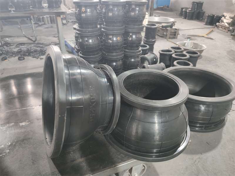 異徑橡膠接頭細節