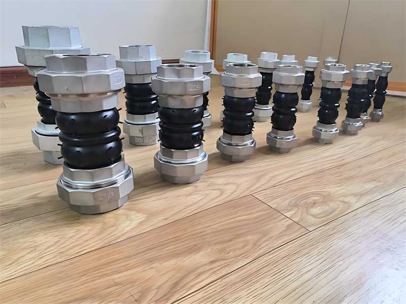 絲扣橡膠接頭產品型號陳列展示 絲扣橡膠接頭產品型號陳列展示